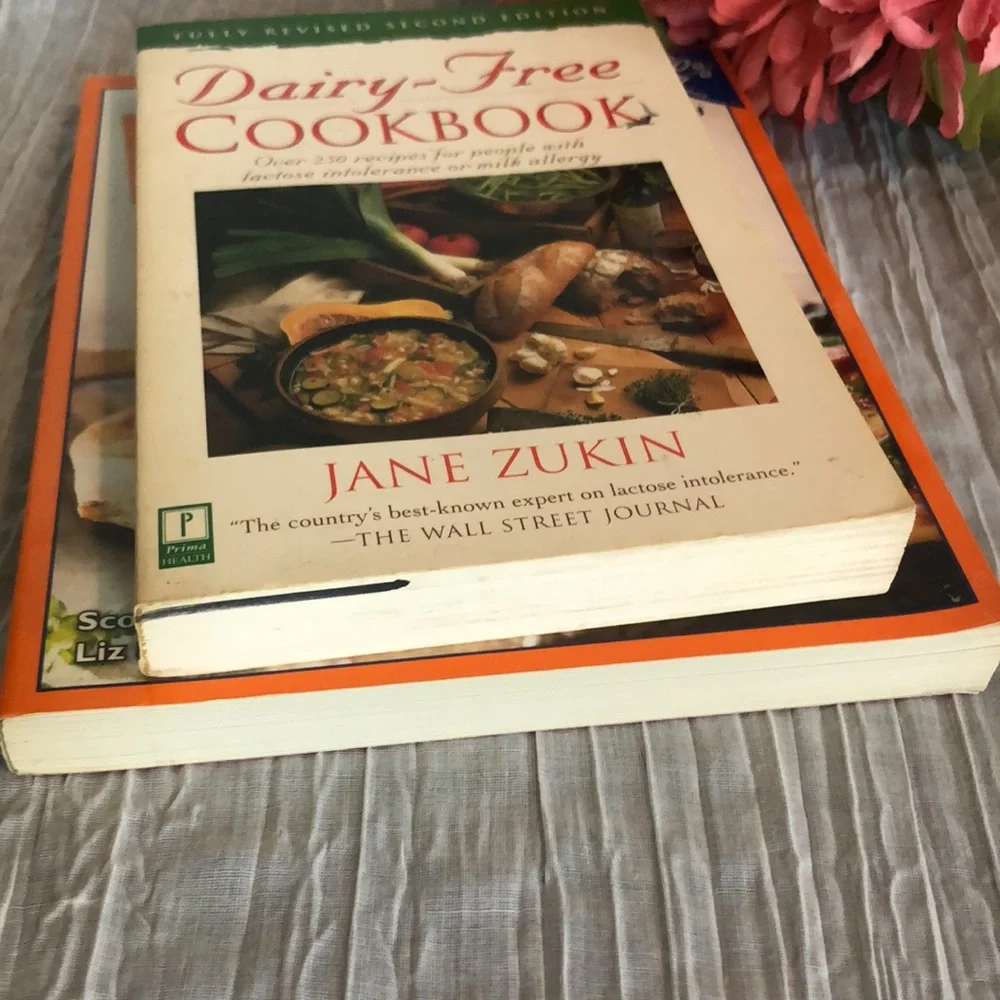 COMPLETE IDIOTS GUIDE TO DAIRY FREE EATING & Dairy Free Cookbook lot of 2 books